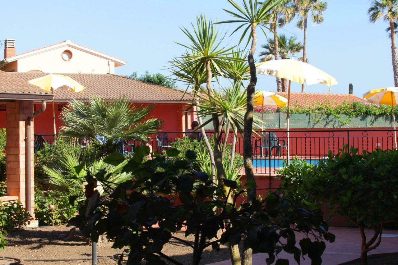 Residence Del Mare Casesicule Santa Maria Del Focallo Exterior foto